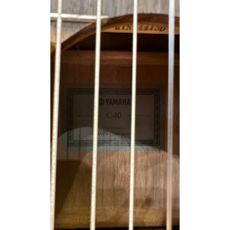 Yamaha C 40 Klasik Gitar 4/4 Tam Boy