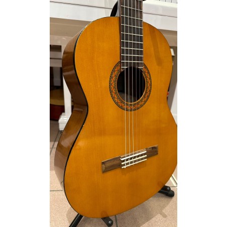 Yamaha C 40 Klasik Gitar 4/4 Tam Boy