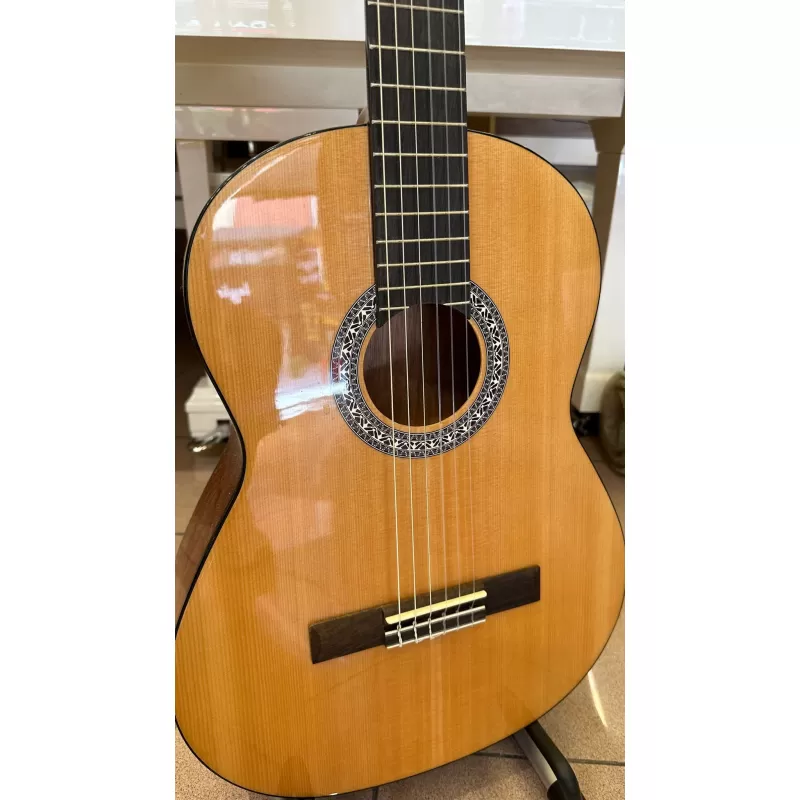 Manuel Rodrigo Klasik Gitar Ağaç Naturel 4/4
