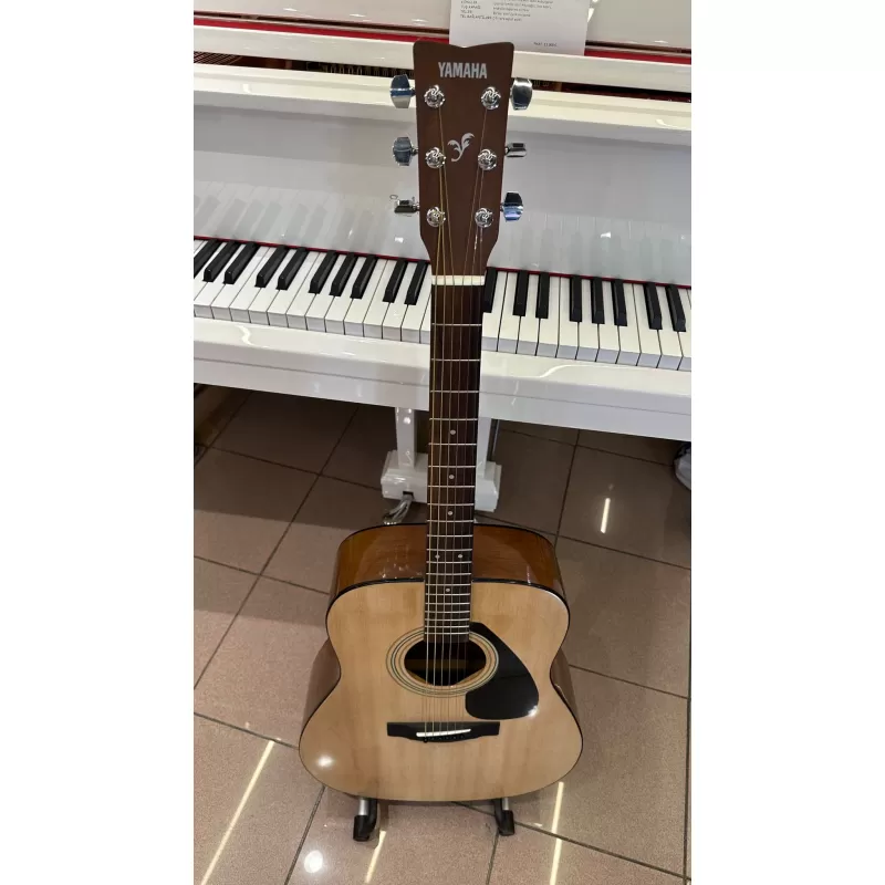 Yamaha F310 Akustik Gitar (teşhir)