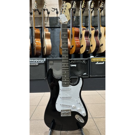 Fender squier stratocaster MM STRAT elektro gitar (kılıf pena jak kablo askı)
