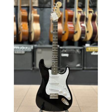 Fender squier stratocaster MM STRAT elektro gitar (kılıf pena jak kablo askı)
